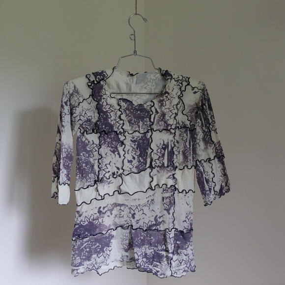 Exposed Hem Exposed Seam Kink Seam Cream Grey Black Lavender Stretchy Shirt - Picture 2 of 5